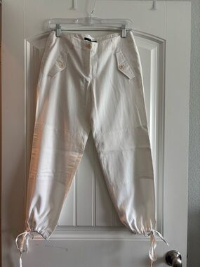Theory white cotton/ viscose crop pants with ties